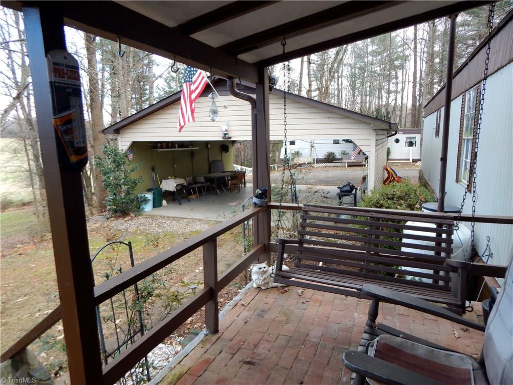 1655 Barker Road Roaring River, NC 28669 - Photo 17 of 27 Gallery Image 17