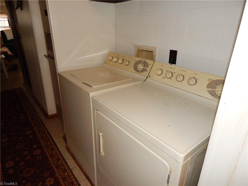 1655 Barker Road Roaring River, NC 28669 - Photo 21 of 27 Gallery Image 21