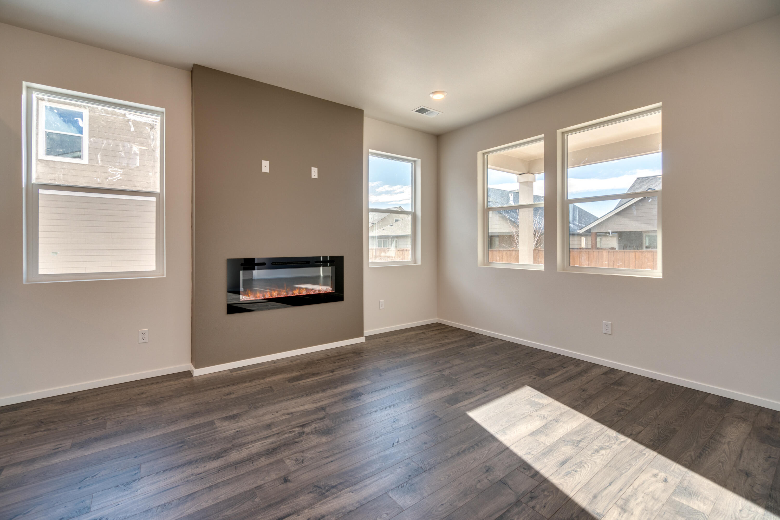 2740 Roberts Road, Unit 11 Medford, OR 97504 - Photo 16 of 17 GR