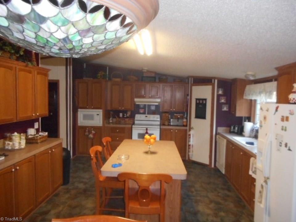 350 Raven Road Reidsville, NC 27320 - Photo 8 of 27 Gallery Image 8