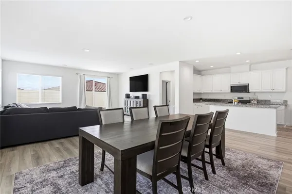 $620,000 | 29068 Golden Sunset Circle, Winchester, CA 92596