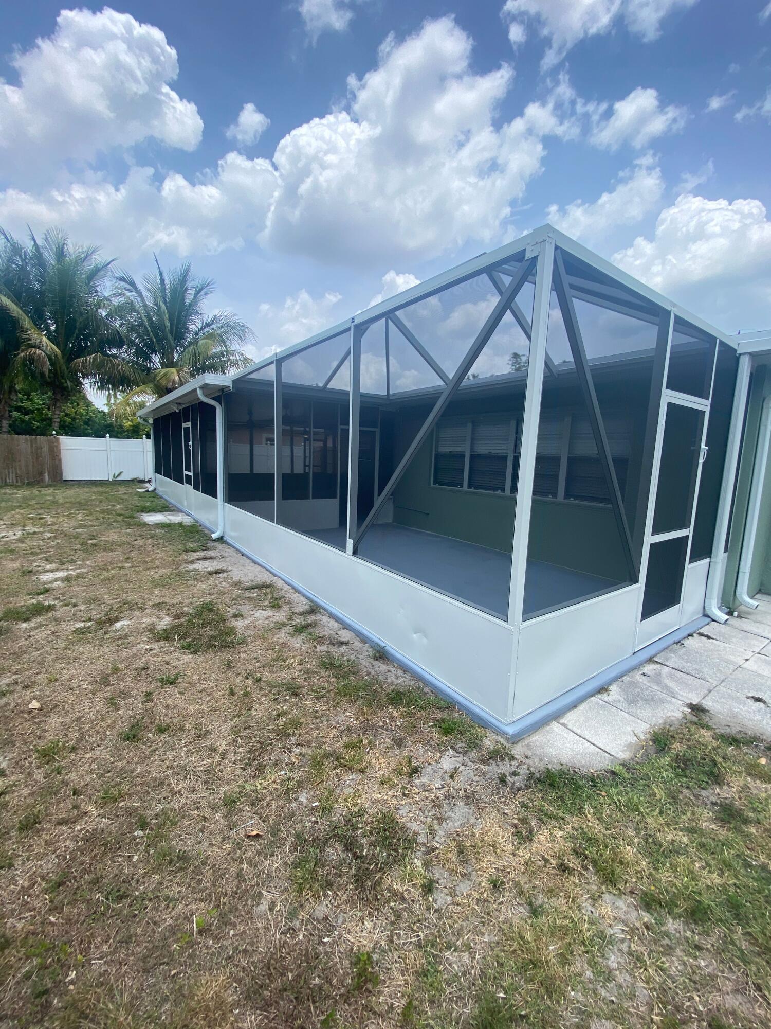 1317 Willow Road West Palm Beach, FL 33406 - Photo 27 of 33 27