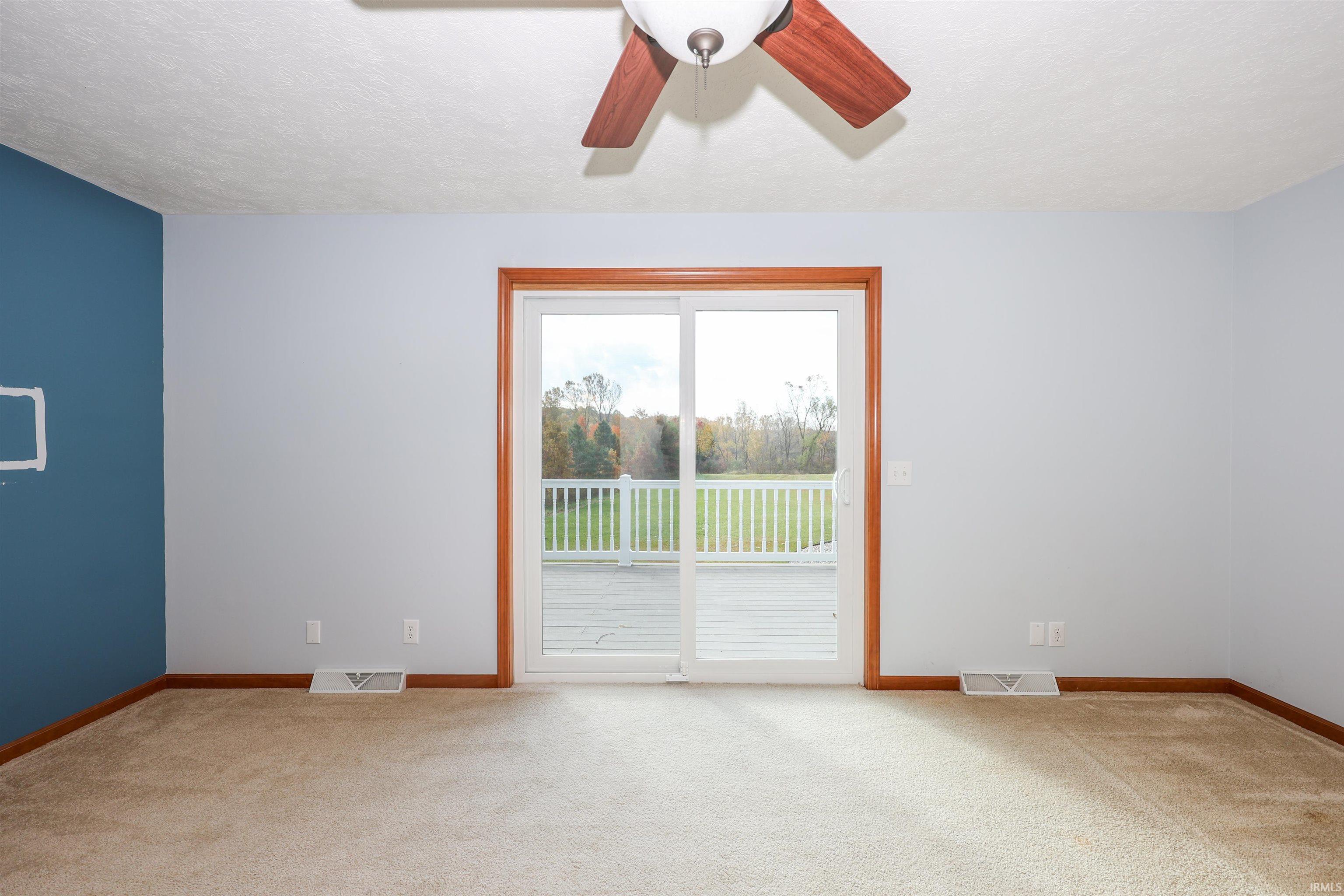 2830 East Kammerer Road Kendallville, IN 46755 - Photo 13 of 34