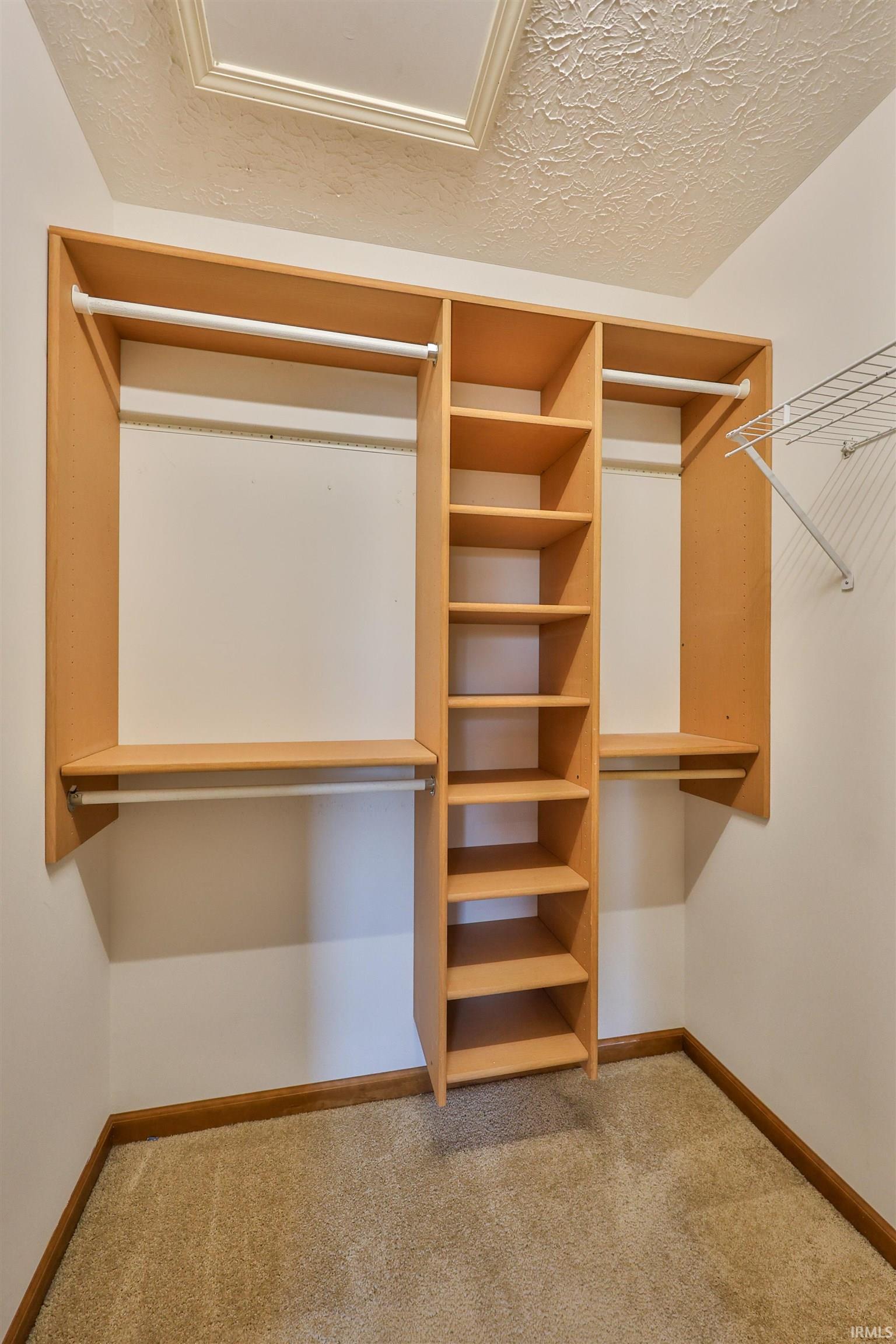 2830 East Kammerer Road Kendallville, IN 46755 - Photo 17 of 34