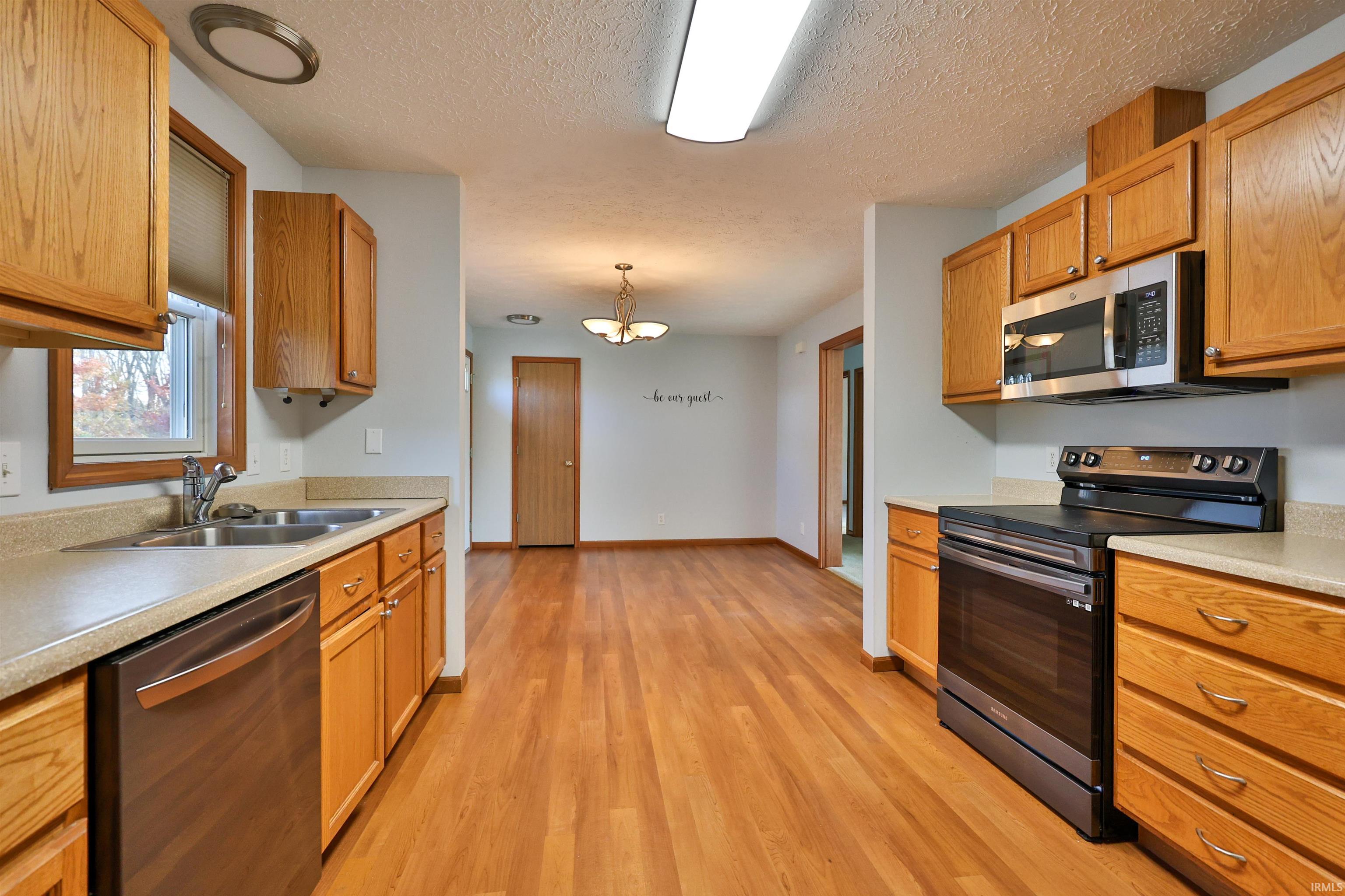 2830 East Kammerer Road Kendallville, IN 46755 - Photo 8 of 34