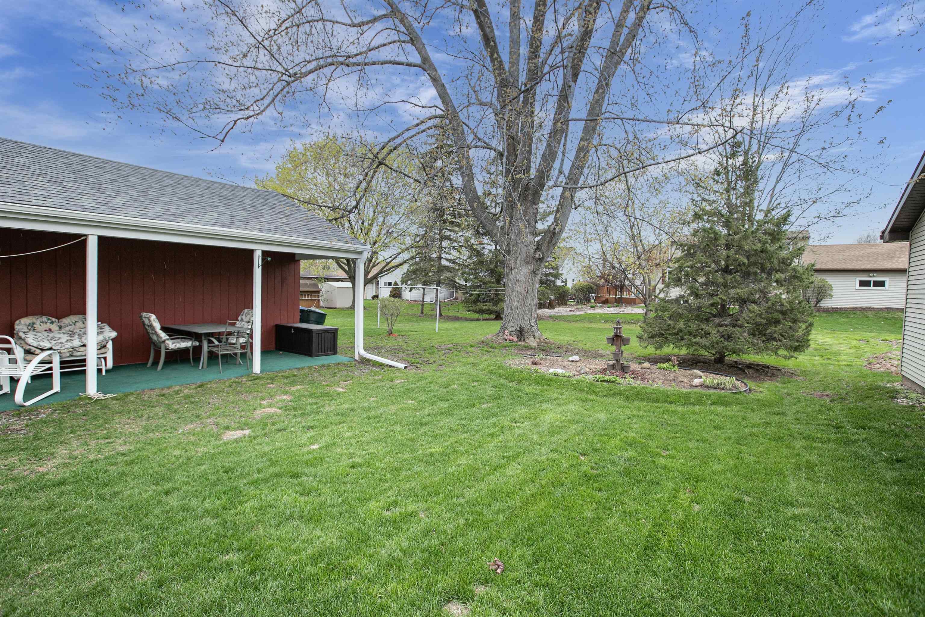 216 Williams Street Combined Locks, WI 54113 - Photo 22 of 25