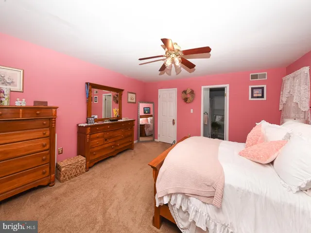 $515,000 | 264 Mankin Avenue, Huntingdon Valley, PA 19006