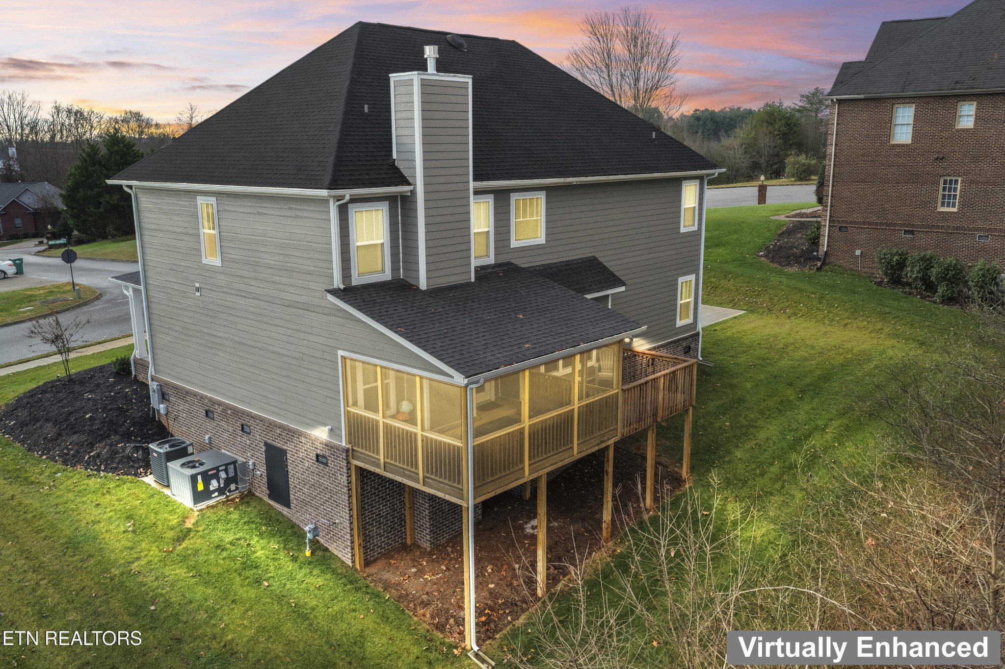 2815 Green Summers Road Knoxville, TN 37938 - Photo 42 of 50 a front view of house with yard