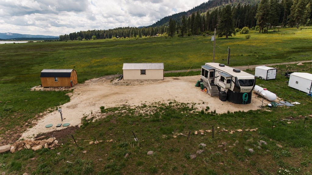 44 Pats Lane, Unit 45 Cascade, ID 83611 - Photo 7 of 34 Looking South