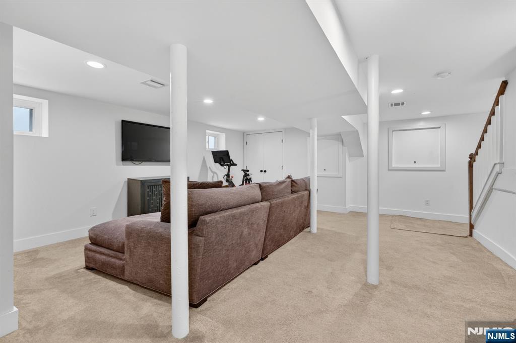 54 Van Riper Avenue Rutherford, NJ 07070 - Photo 36 of 49