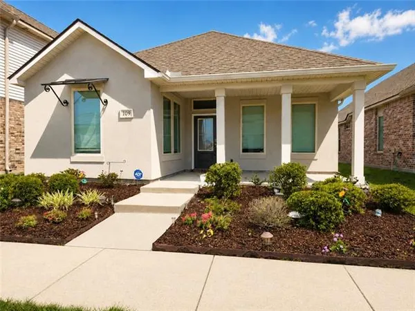 $2,350 | 109 Oak Landing Lane, Slidell, LA 70461