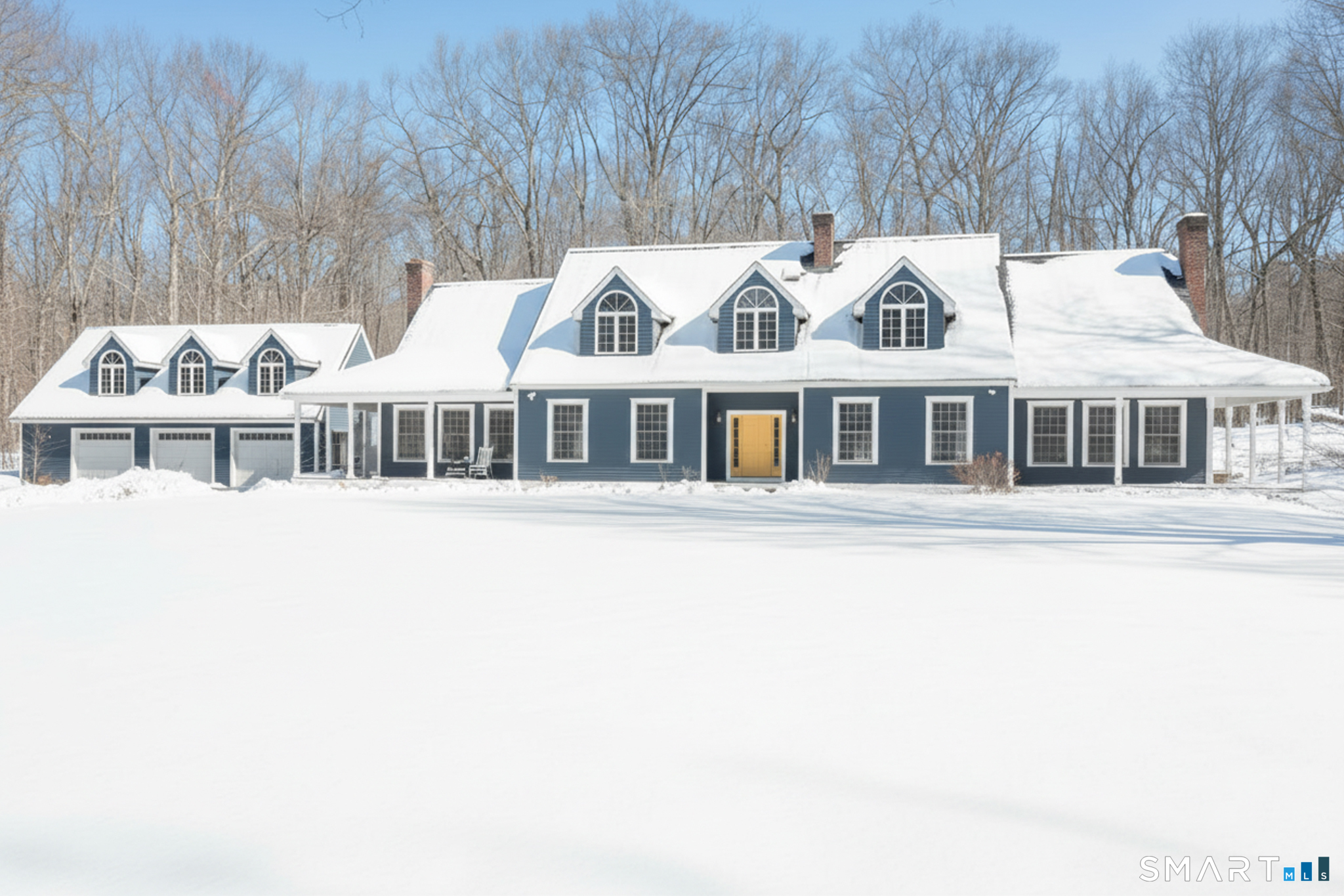 2 lakefront homes on 15 AC! 2 primary bedrooms-one on the 1st floor the other on the 2nd level! Two more bedrooms & the 3rd full bath are on the 2nd level. Plus, family room, game room, dining room and kitchen w/ center island & butler's pantry!
