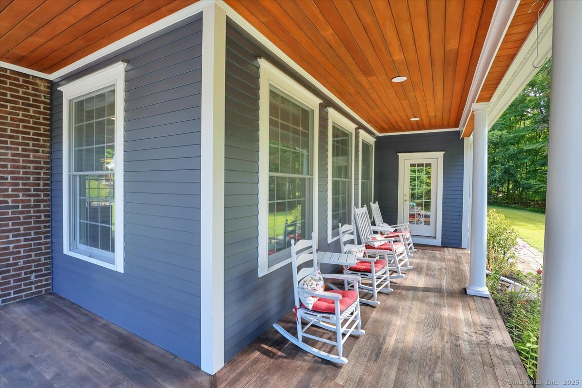 152 Cheney Lane Coventry, CT 06238 - Photo 22 of 45 a living room filled with furniture