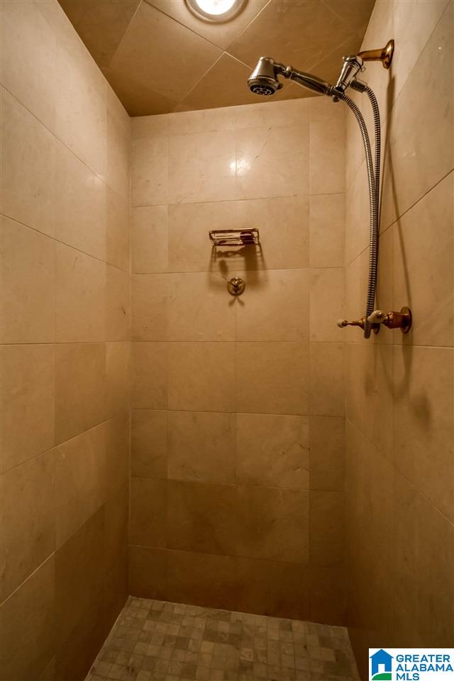 1820 Woodcrest Road Birmingham, AL 35205 - Photo 34 of 49
