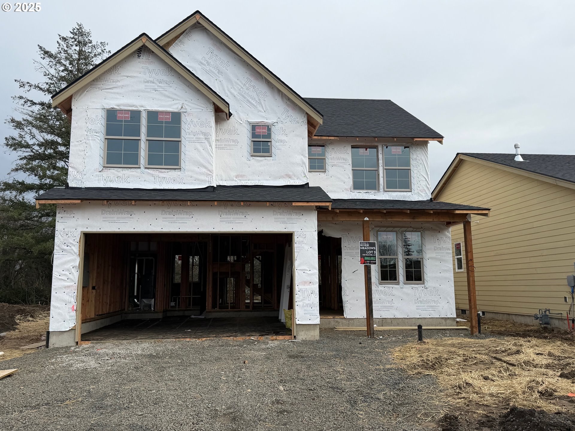 1141 Rachel Lane Molalla, OR 97038 - Photo 1 of 3 a front view of a house with a yard