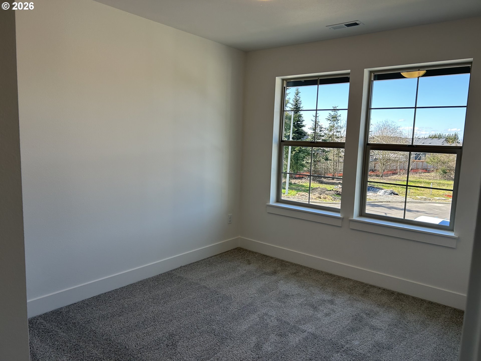 1141 Rachel Lane Molalla, OR 97038 - Photo 18 of 21 an empty room with a window