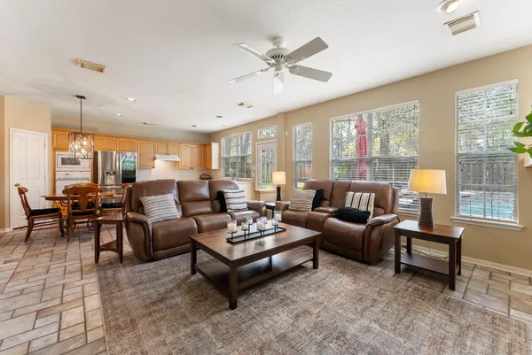$840,000 | 85 North Concord Forest Circle, The Woodlands, TX 77381