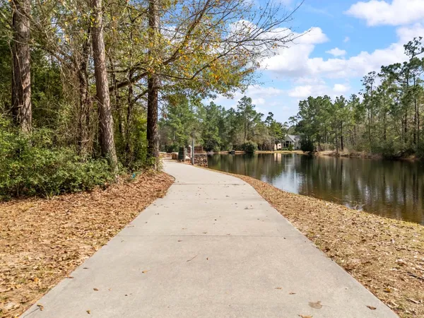 $850,000 | 85 North Concord Forest Circle, The Woodlands, TX 77381