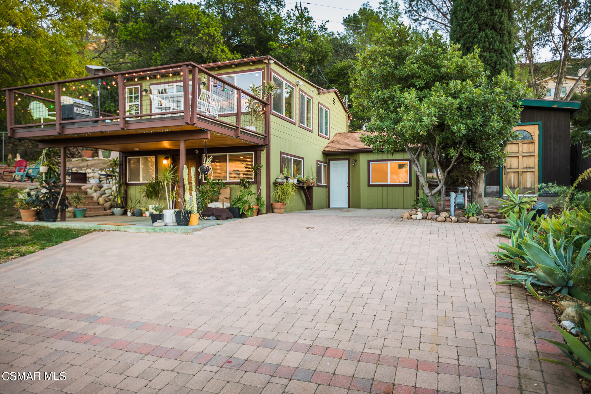 6695 Clear Springs Road Simi Valley, CA 93063 - Photo 85 of 94 a view of a building with a garden
