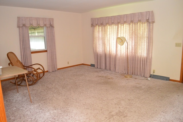 116 Bentley Road Vincennes, IN 47591 - Photo 3 of 15 Gallery Image 3