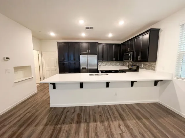 $495,000 | 11088 International Drive, Rancho Cordova, CA 95670