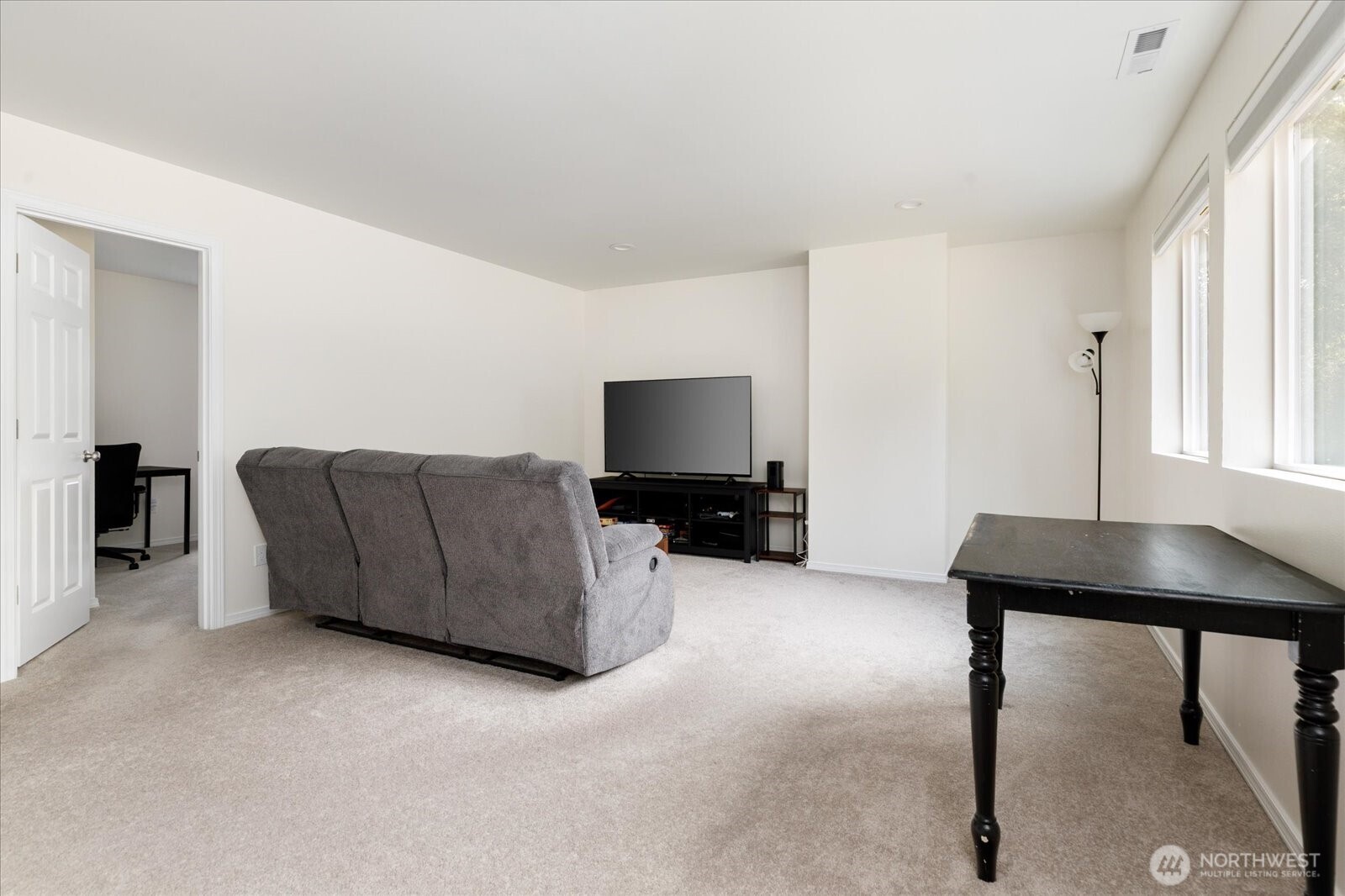 1012 West Starflower Road Oak Harbor, WA 98277 - Photo 14 of 32