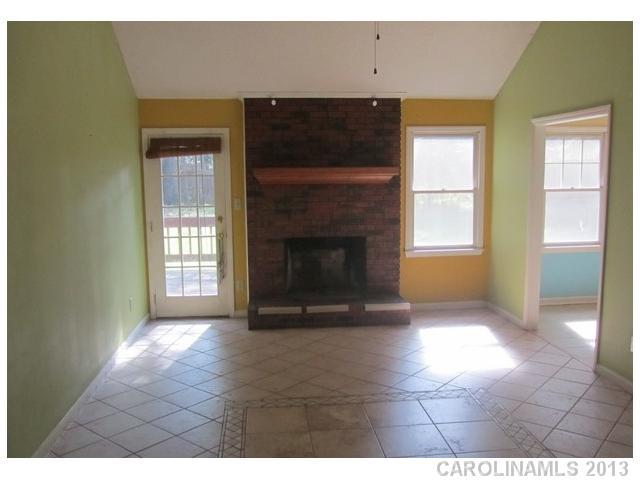 15001 Smith Road Charlotte, NC 28273 - Photo 3 of 7 Gallery Image 3