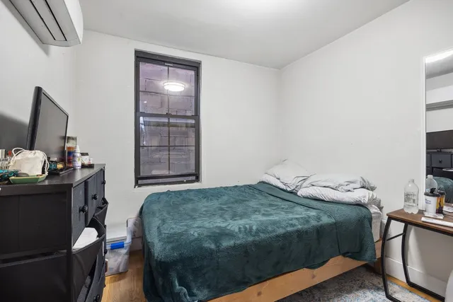 $2,500,000 | 118 Kingsland Avenue, Unit 1 | East Williamsburg