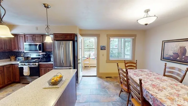 $785,000 | 410 East Riverside Drive, Jasper, IN 47546