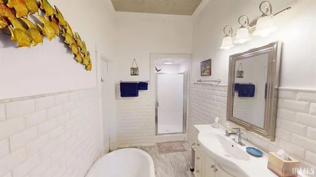 $785,000 | 410 East Riverside Drive, Jasper, IN 47546