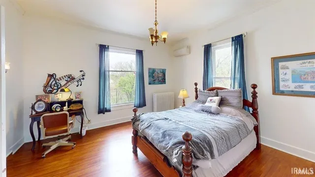 $785,000 | 410 East Riverside Drive, Jasper, IN 47546