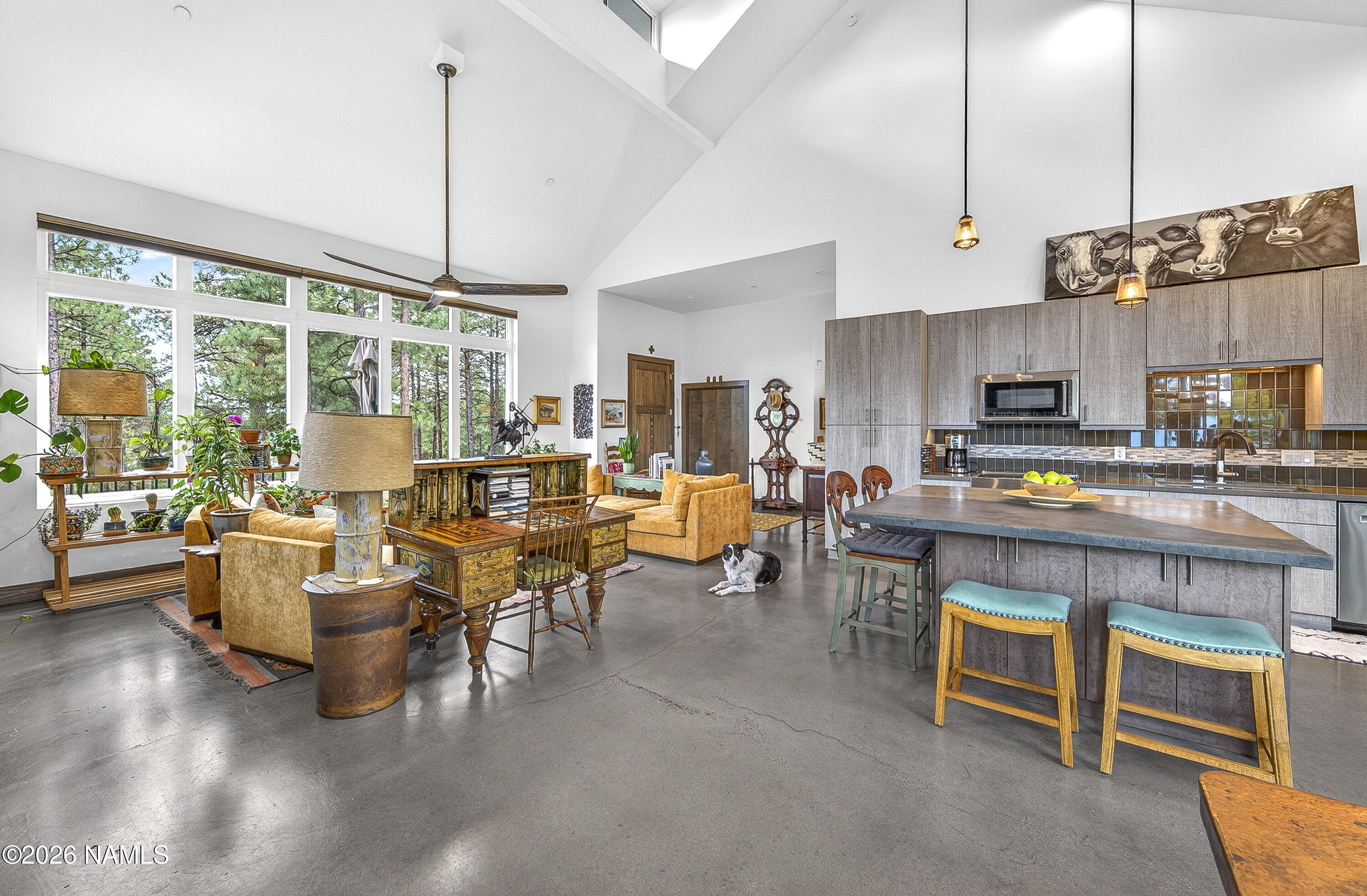 4165 Lariat Loop Flagstaff, AZ 86005 - Photo 6 of 42 Dining area