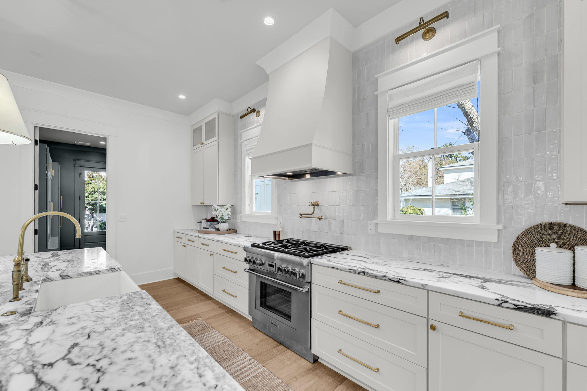 546 Center Street Mount Pleasant, SC 29464 - Photo 17 of 58 CREM - 546 Center-30