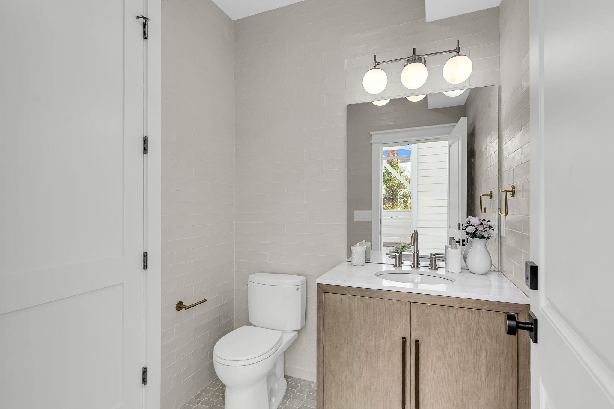 546 Center Street Mount Pleasant, SC 29464 - Photo 50 of 58 CREM - 546 Center-71