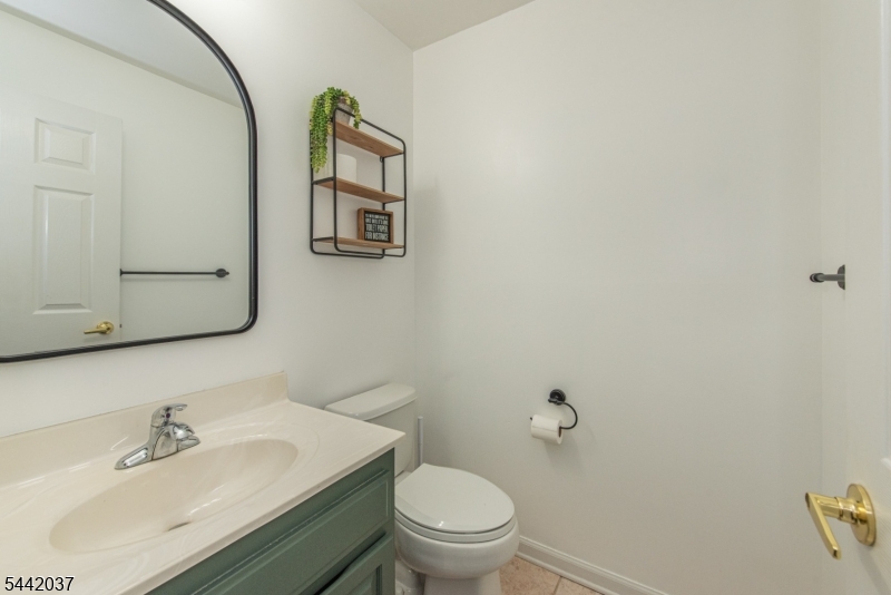 92 Carter Road Wanaque, NJ 07420 - Photo 8 of 22