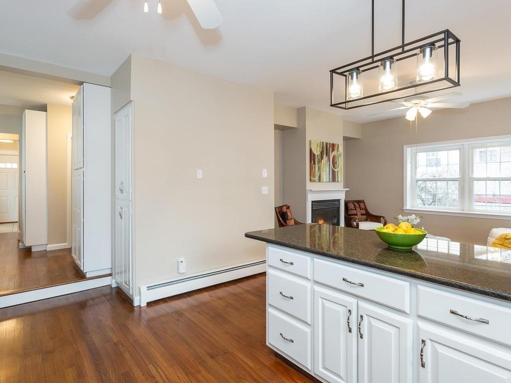 21 Homecrest Street Longmeadow, MA 01106 - Photo 17 of 41