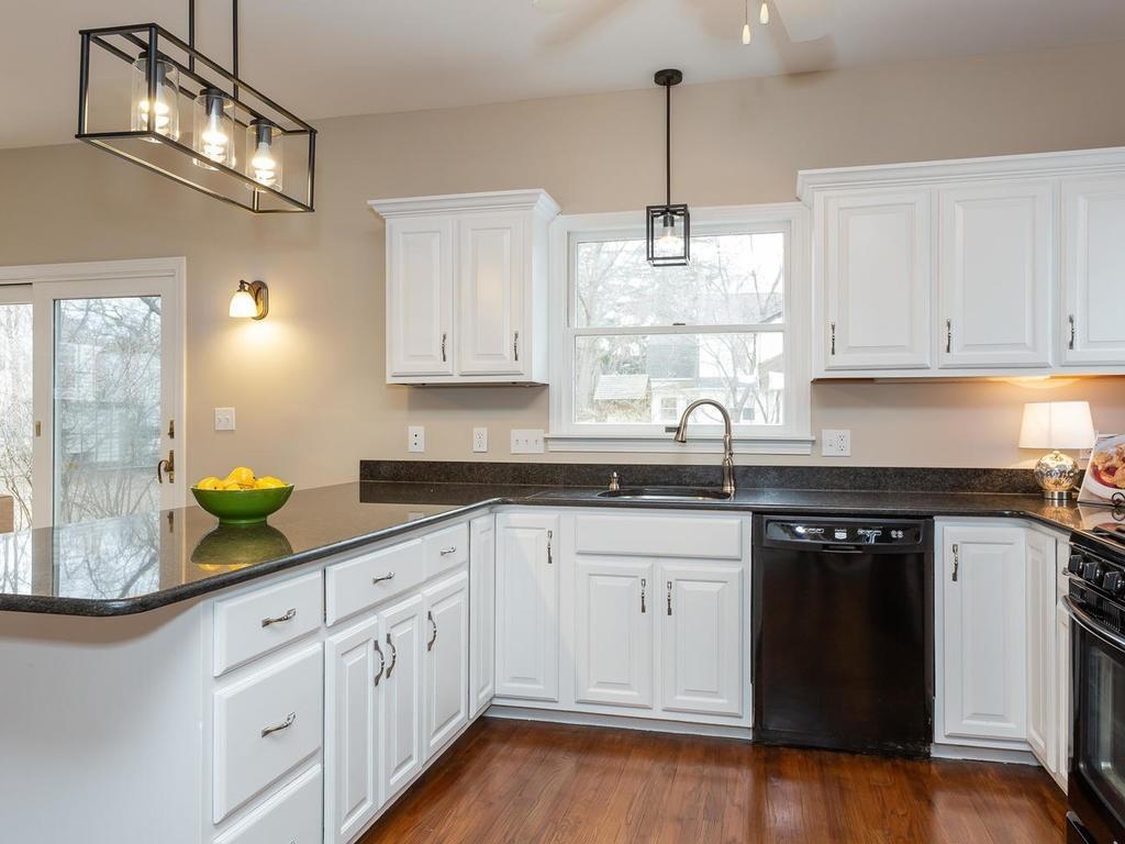 21 Homecrest Street Longmeadow, MA 01106 - Photo 19 of 41