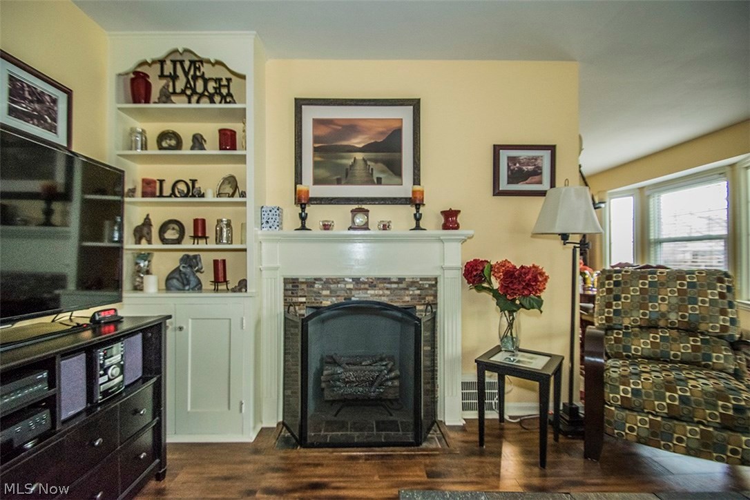 14541 Alger Road Cleveland, OH 44111 - Photo 12 of 35 Gallery Image 12