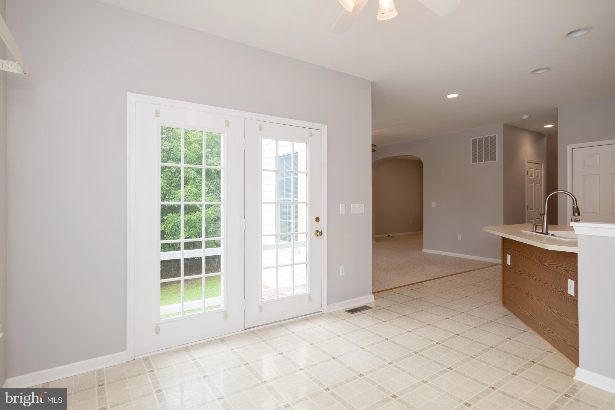 12291 Old Stillhouse Road Boston, VA 22713 - Photo 14 of 32 breakfast room off kitchen