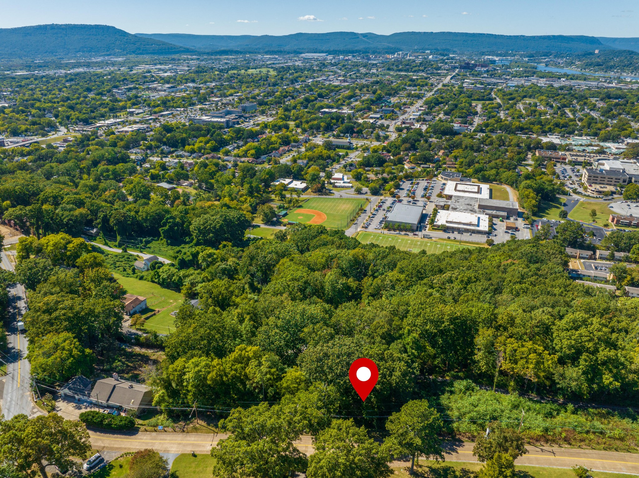111 North Crest Road Chattanooga, TN 37404 - Photo 1 of 13 Gallery Image 1