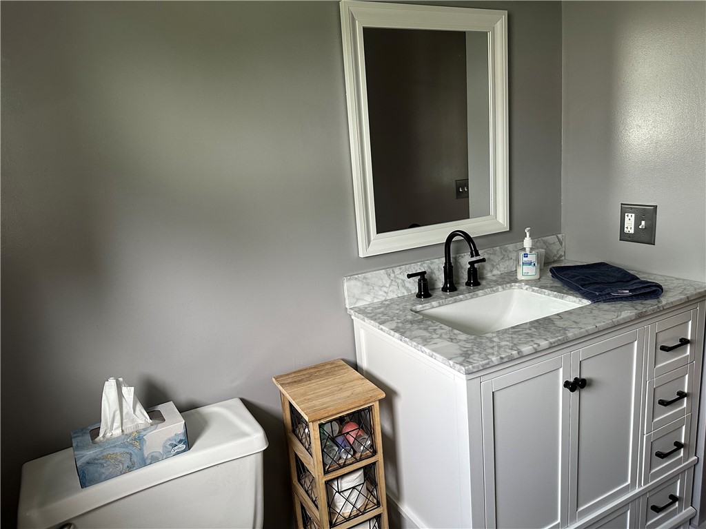 422 Shady Valley Road Coventry, RI 02816 - Photo 11 of 40