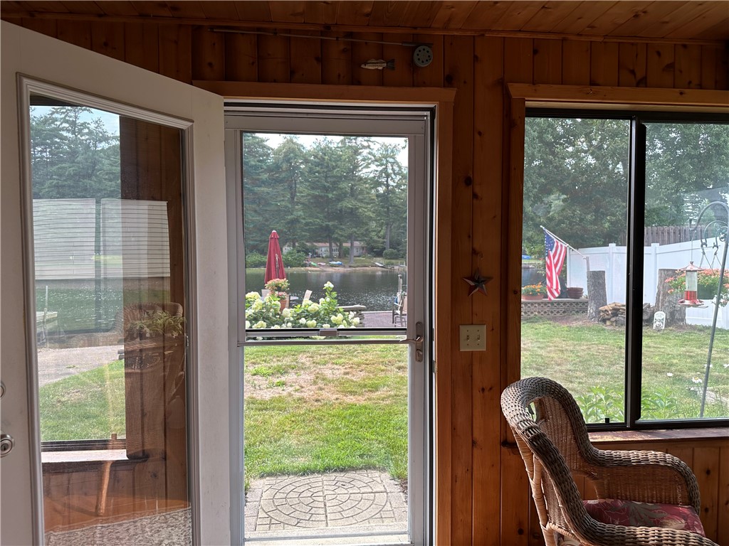 422 Shady Valley Road Coventry, RI 02816 - Photo 19 of 40