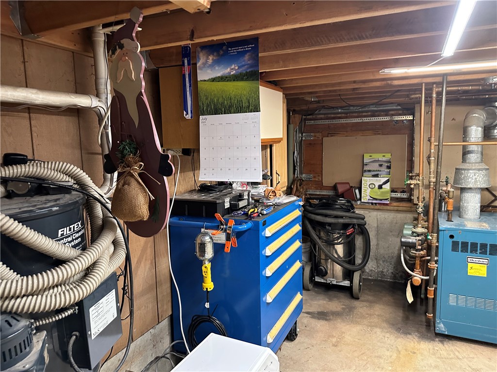 422 Shady Valley Road Coventry, RI 02816 - Photo 30 of 40