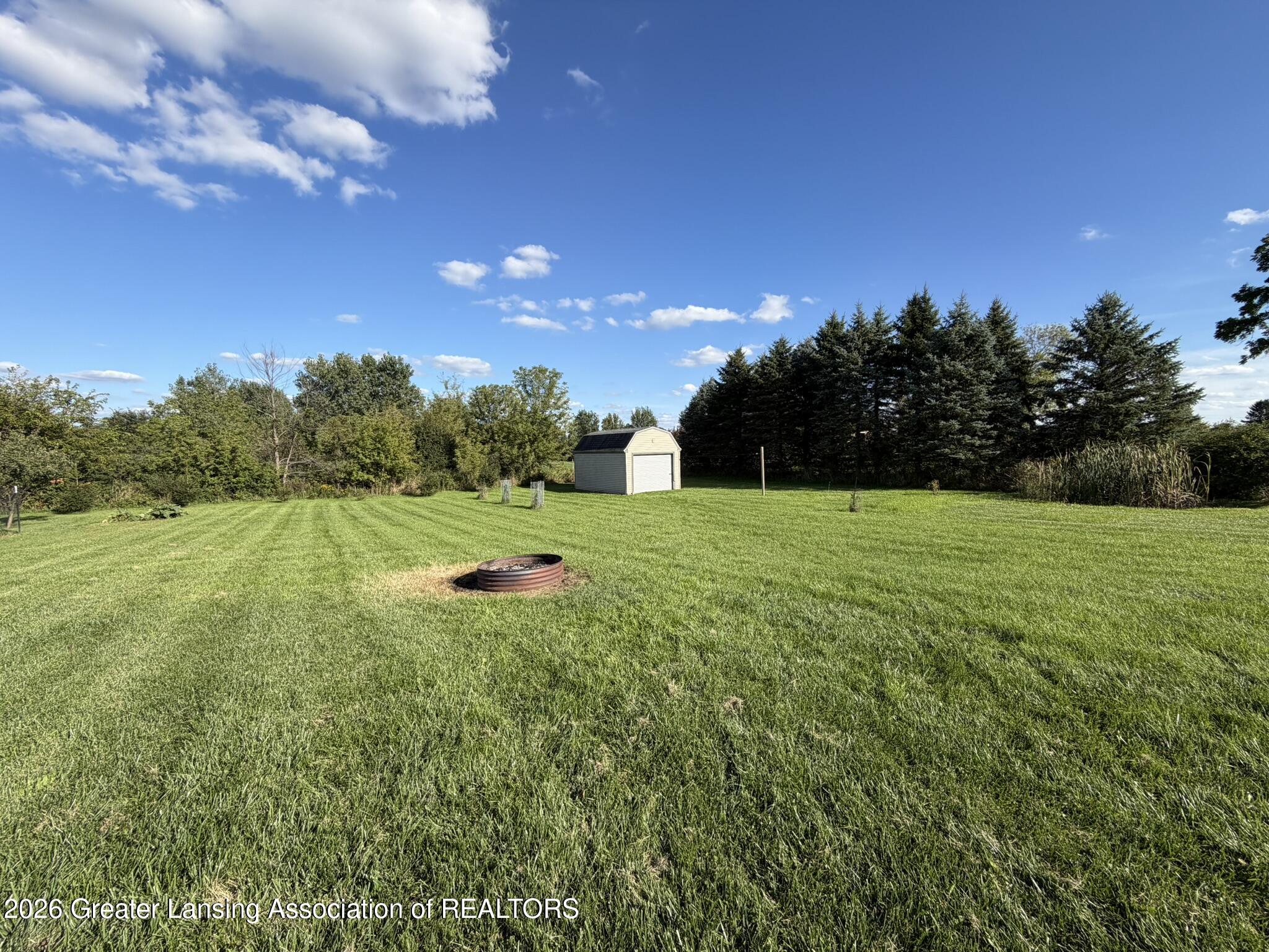 2265 Laxton Road Mason, MI 48854 - Photo 10 of 23 IMG_2235