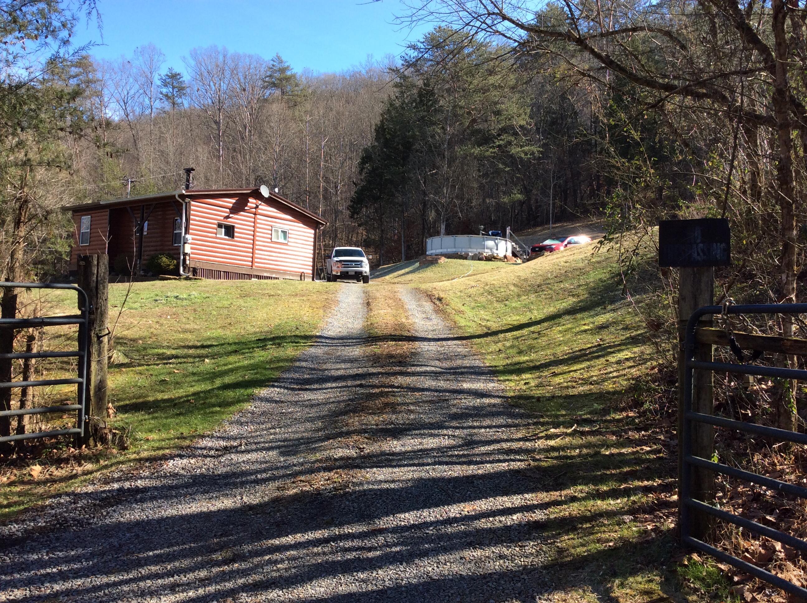 271 Shortt Road Bulls Gap, TN 37711 - Photo 3 of 33 040