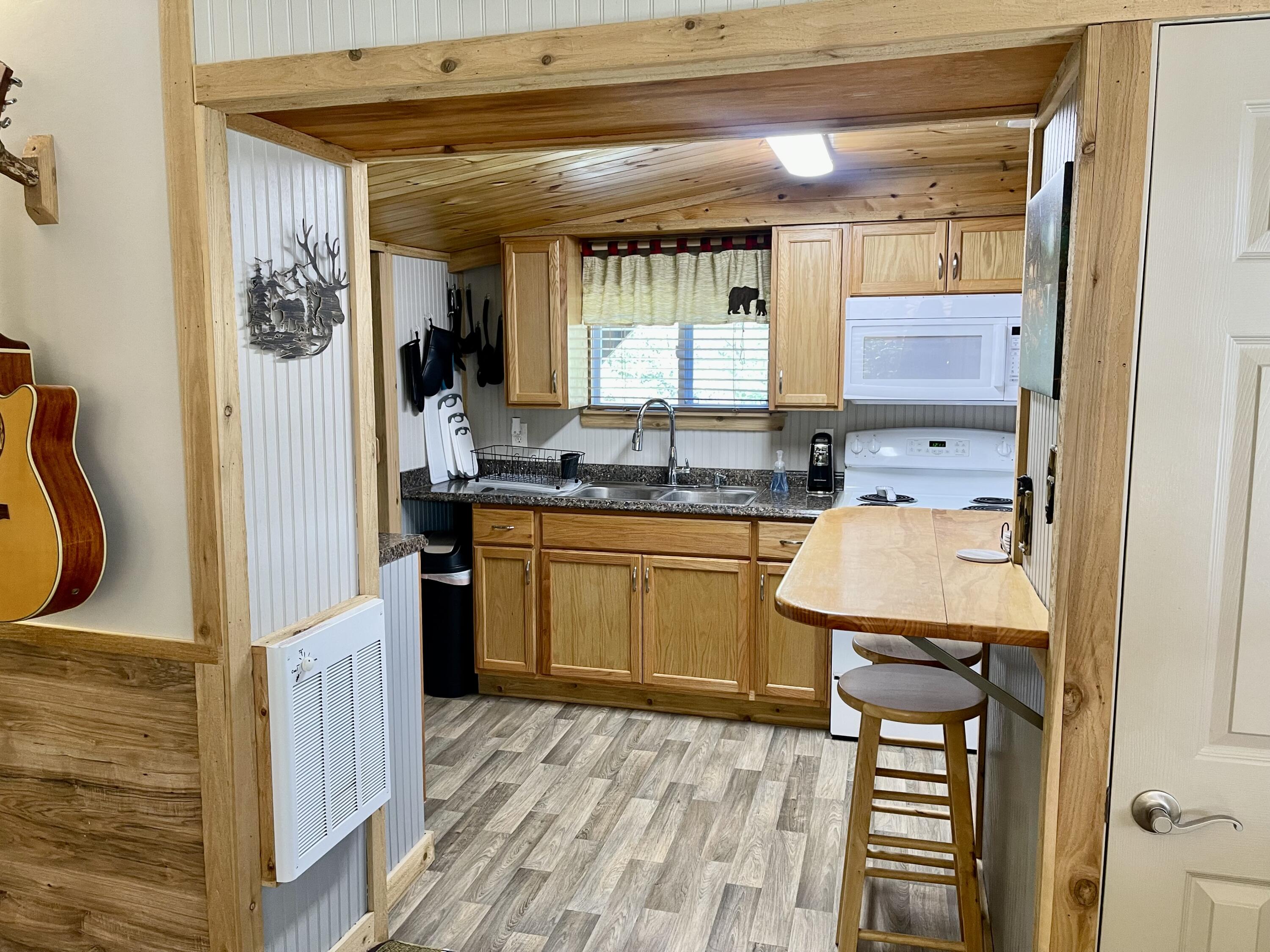 271 Shortt Road Bulls Gap, TN 37711 - Photo 7 of 33 09