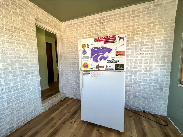 $349,000 | 20340 Highway 52, Pleasanton, KS 66075