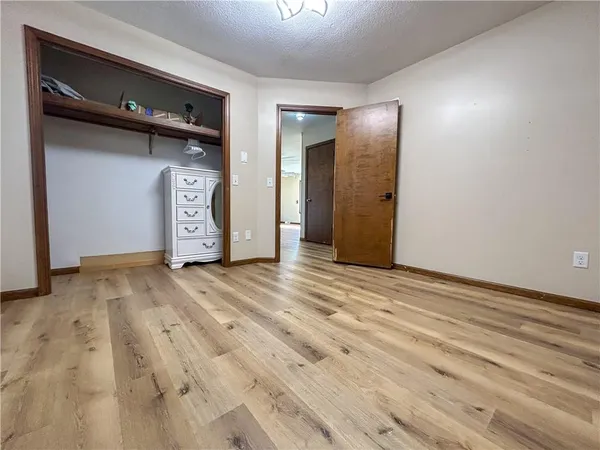 $349,000 | 20340 Highway 52, Pleasanton, KS 66075