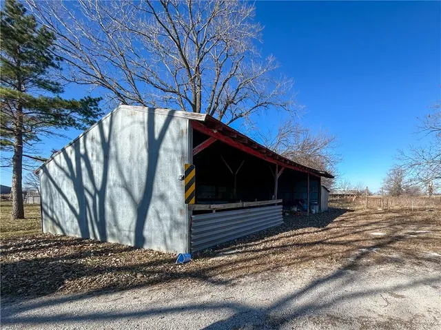 $349,000 | 20340 Highway 52, Pleasanton, KS 66075