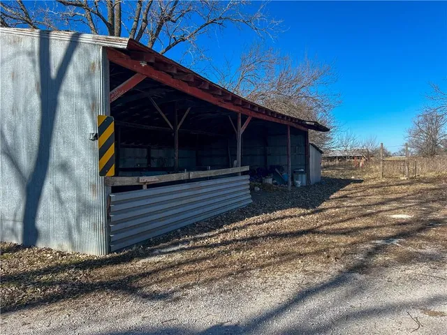 $349,000 | 20340 Highway 52, Pleasanton, KS 66075